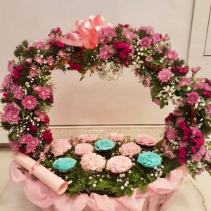 Garden of Eden- Floral-cupcake-basket