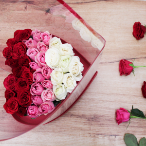 I heart you bouquet- Rose-heart-box