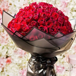 Red rose hand bouquet- Red-Rose-bouquet