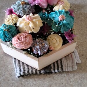 Hexagonal Love-Cupcakes